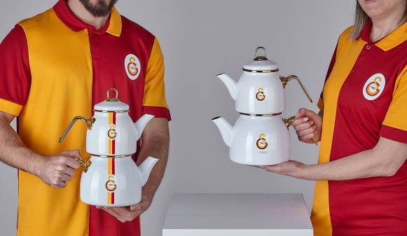 Galatasaray Lisanslı Taraftar Arma Logo 2 Kişilik 9 Parça Kahvaltı Seti