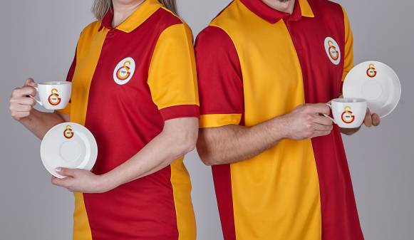 Galatasaray Lisanslı 12 Parça 6 Kişilik Çay Fincan Takımı