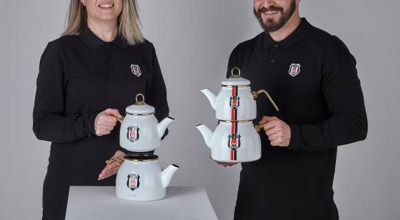 Beşiktaş Lisanslı Taraftar Arma Logo 2 Kişilik 7 Parça Çay Seti